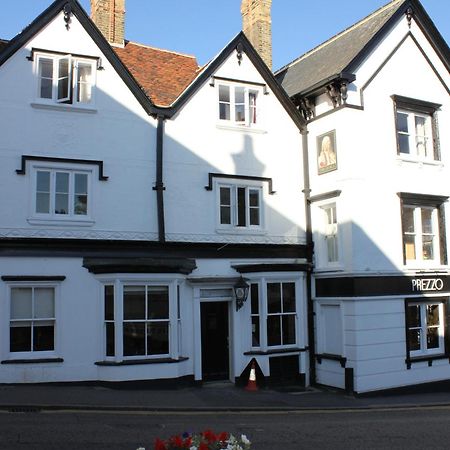 The George Hotel Stansted Airport Бишопс-Стортфорд Экстерьер фото